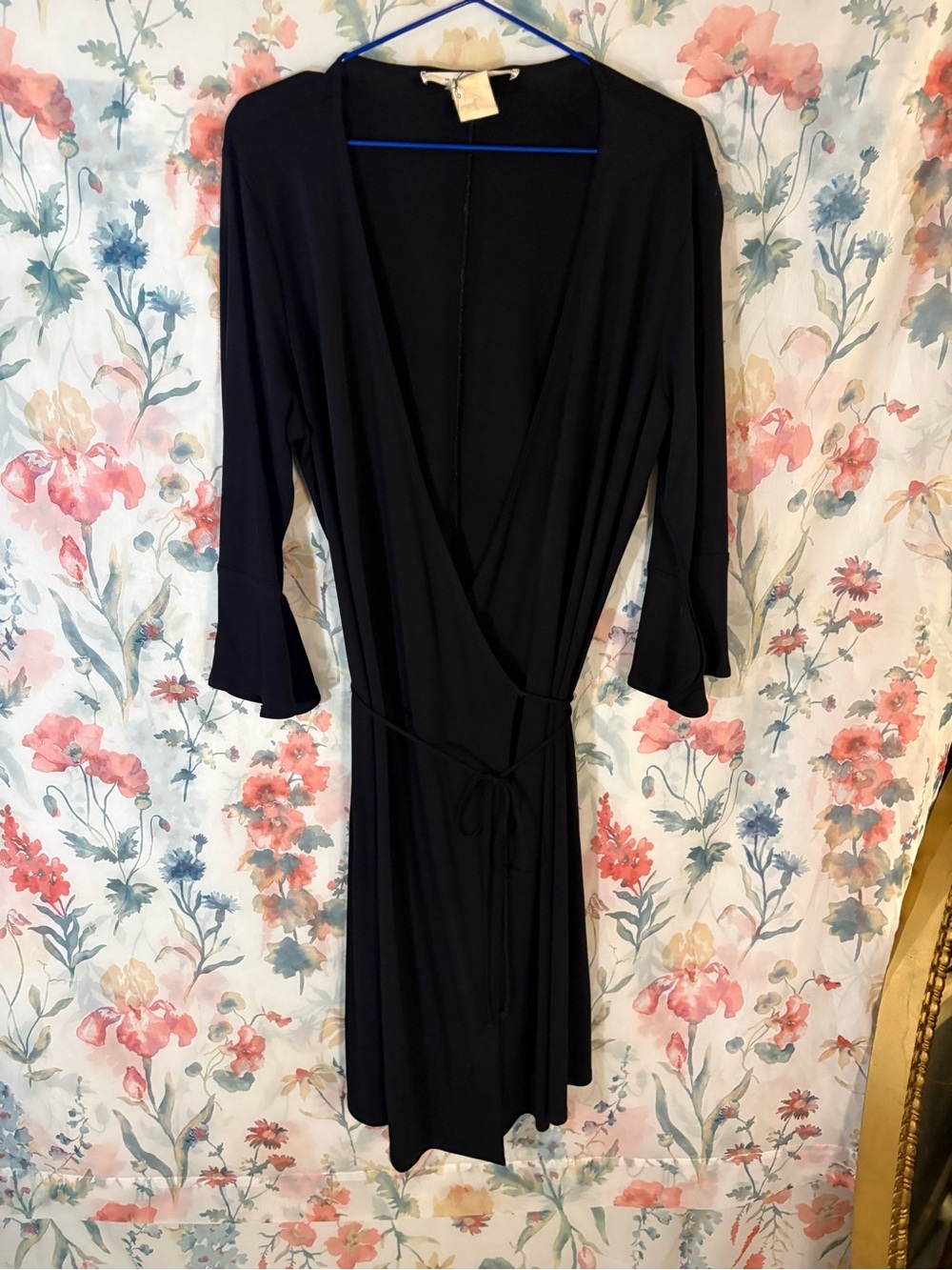 Vintage Max Studio Black Wrap Robe